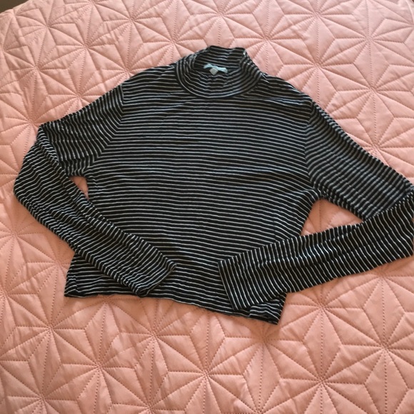 Charlotte Russe Tops - Stripped long sleeve mock neck crop top